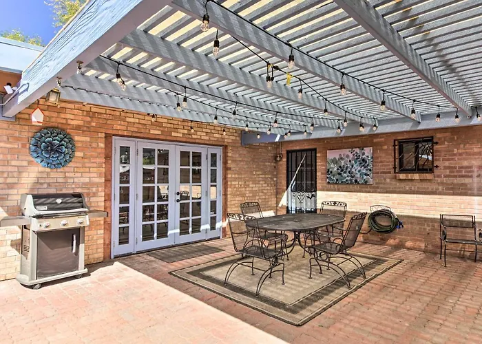 Holiday home Delightful Family Getaway W/ Covered Patio!