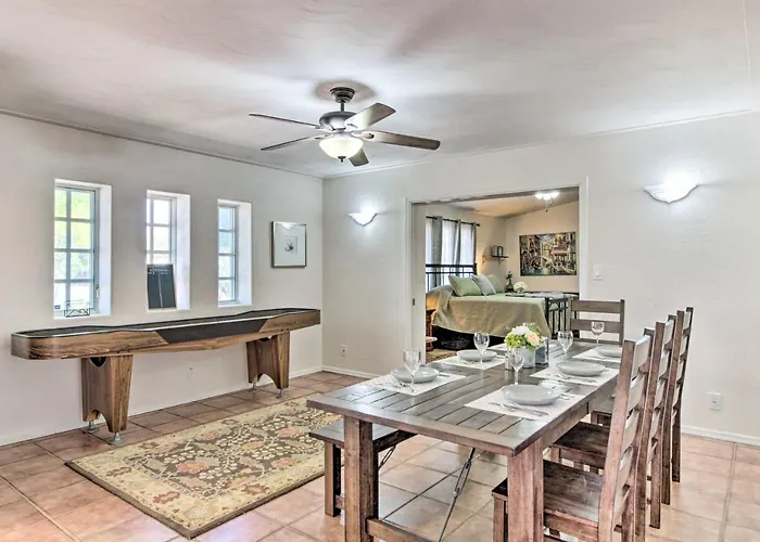 Holiday home Delightful Family Getaway W/ Covered Patio! *